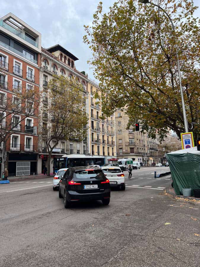 Buildings and streets in Madrid where to live